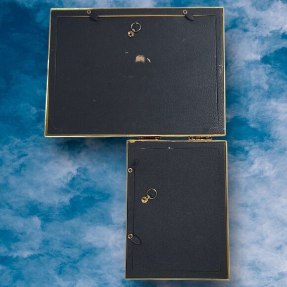 Vintage Hinged Photo Frame Blue Rose Plastic & Gold 5x7 & 4x6 Dual Display - Picture 3 of 6